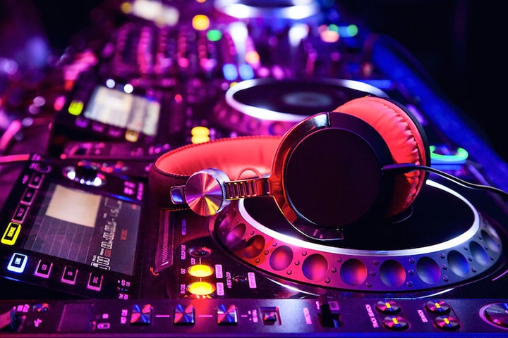 DJ - G-Rob